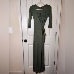 Lulus maxi wrap dress NWT